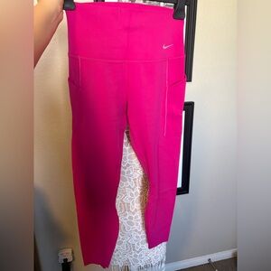 Nike Fuchsia Activewear Leggings